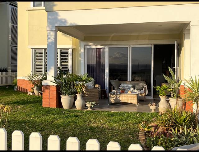 1 BEDROOM RETIREMENT UNIT FOR SALE IN MOUNT EDGECOMBE RETIREMENT VILLAGE